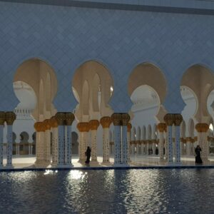 Cuairt Abu Dhabi le Grand Mosque