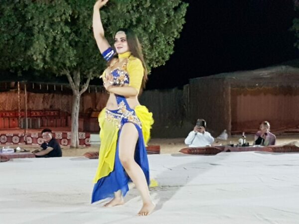 Espectacle de dansa del ventre a Abu Dhabi