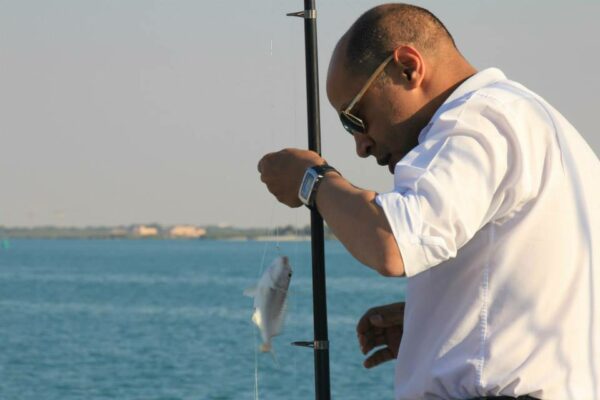 Pecanje brodom u Abu Dhabiju