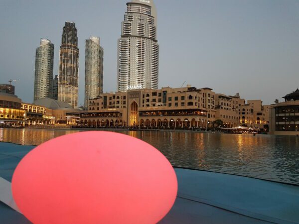 Entrades en vaixell al llac de Dubai