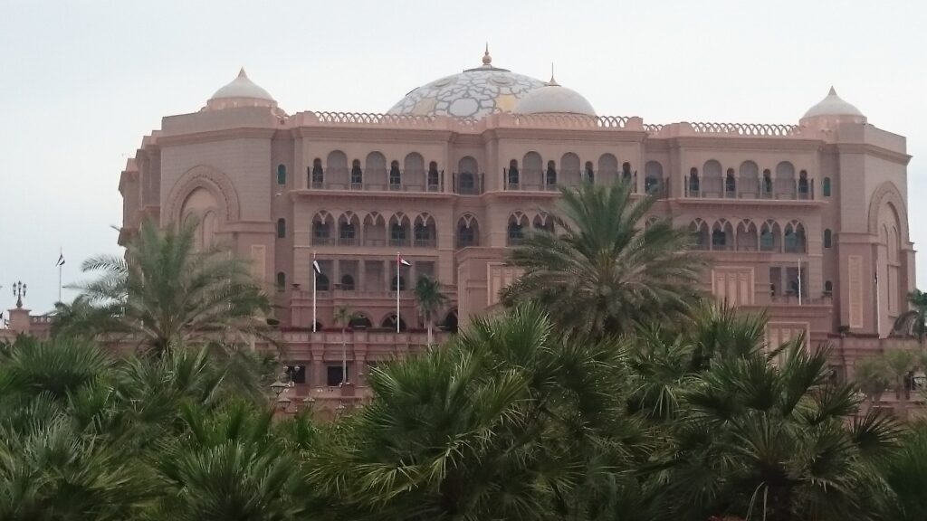 Emirates Palace i Abu Dhabi