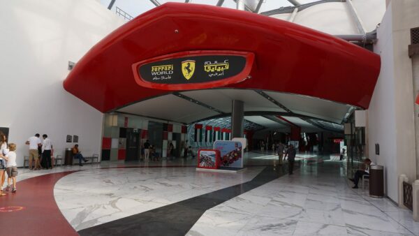 Ferrari World อาบูดาบี