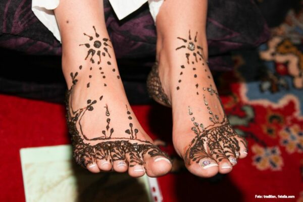 Henna tetoválások Abu Dhabi Safari