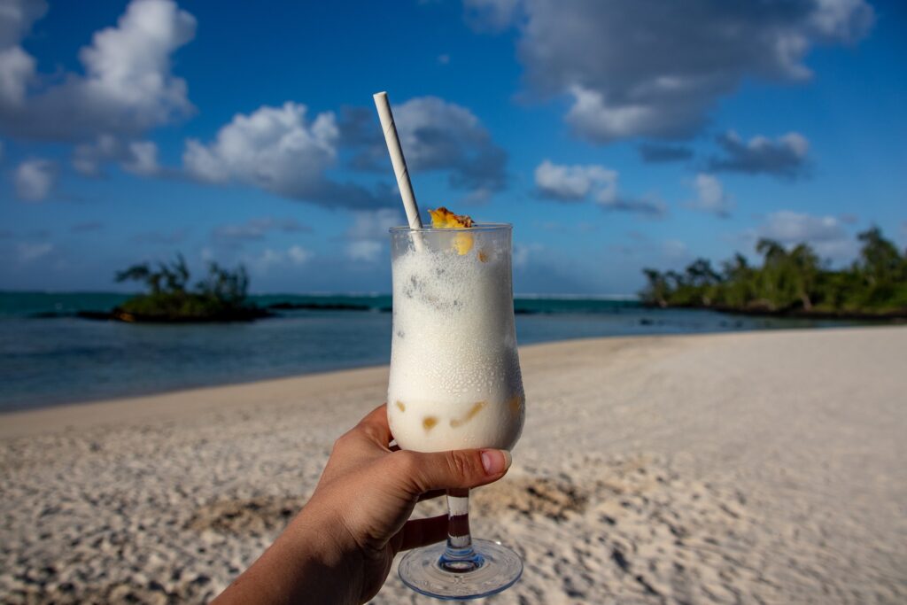 Alkohol on the Beach UAE