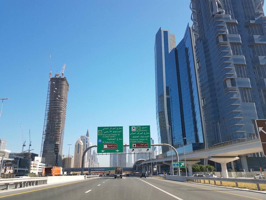 Közúti forgalmi bírságok az Egyesült Arab Emírségekben