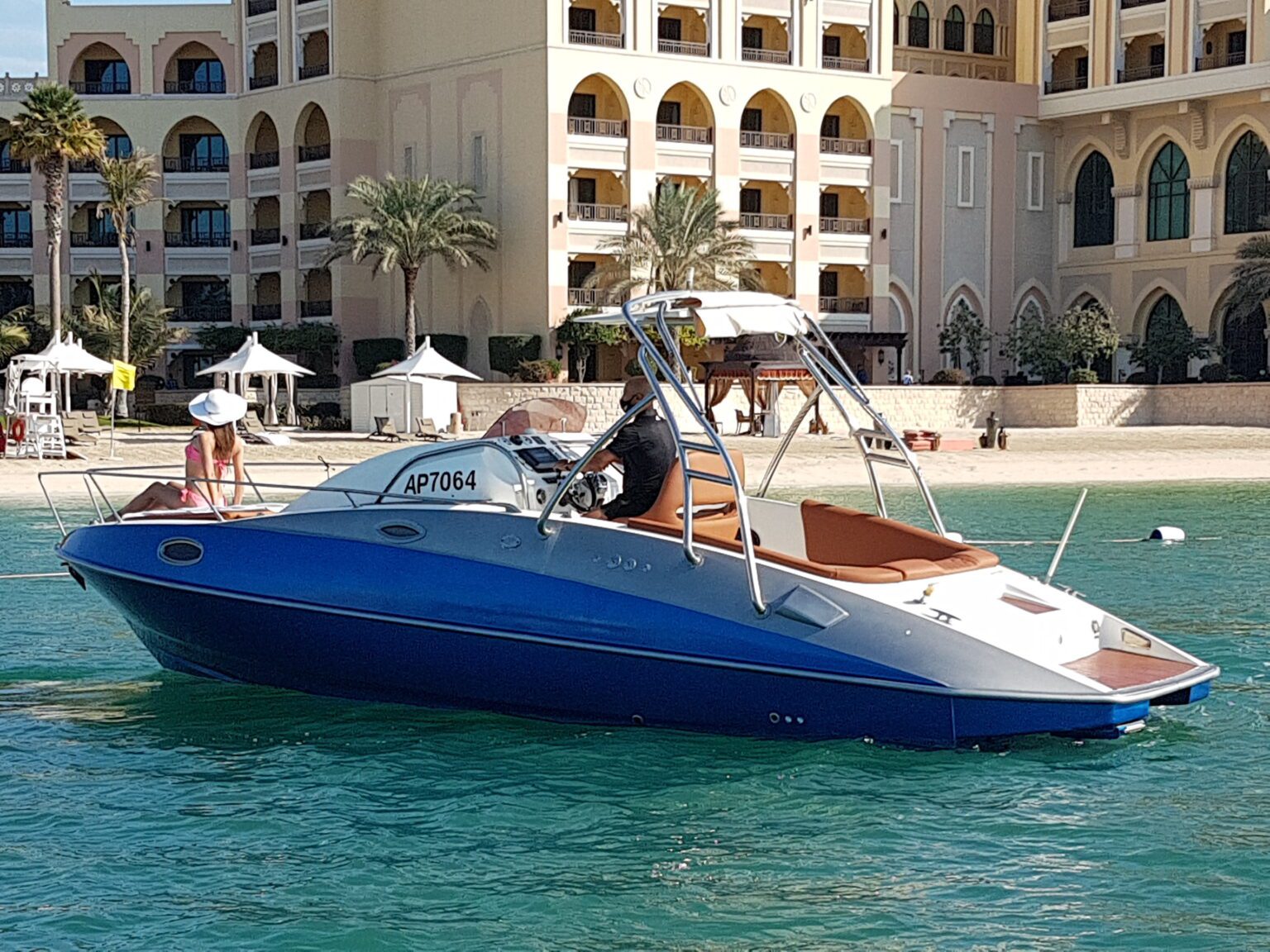 Abu Dhabi Miniyacht Tour