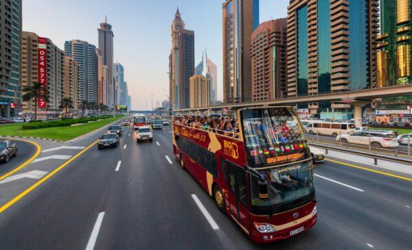 Magnus Bus Tour Dubai Sheikh Zayed Road