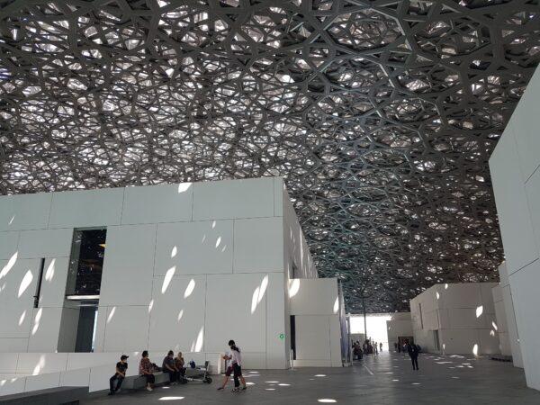เวลาเปิด Louvre Abu Dhabi