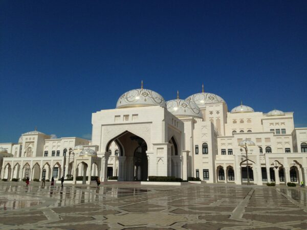 Nyitva tartás Elnöki palota Abu Dhabi