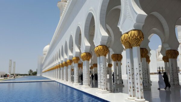 Tours and Sightseeing in Abu Dhabi