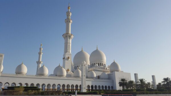 Wo liegt Abu Dhabi